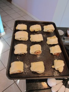 I filled 3 of these pans.